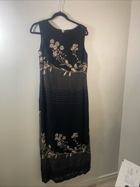 Tessuti Sleeveless Black Floral Maxi Dress - Black/Cream